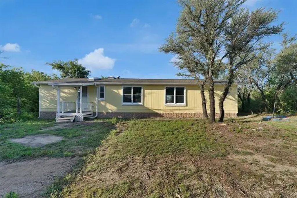 3355 La Mesa Drive, Weatherford