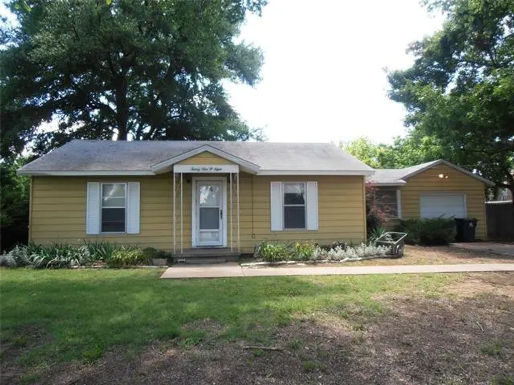 2108 Norwood Lane, Arlington