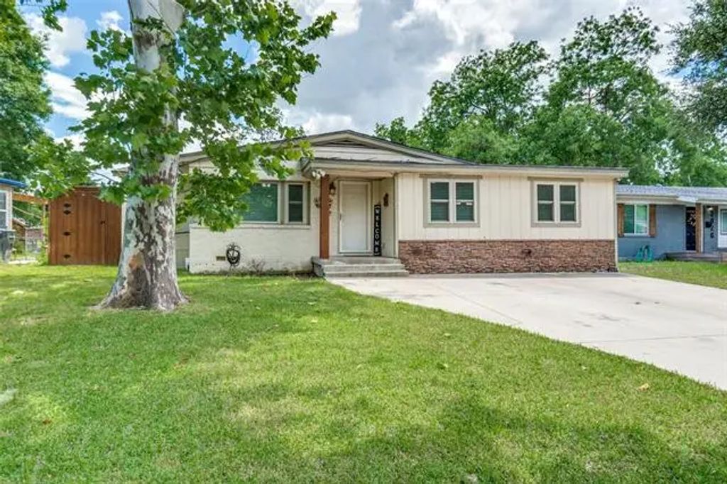 2902 Hillglenn Road, Dallas
