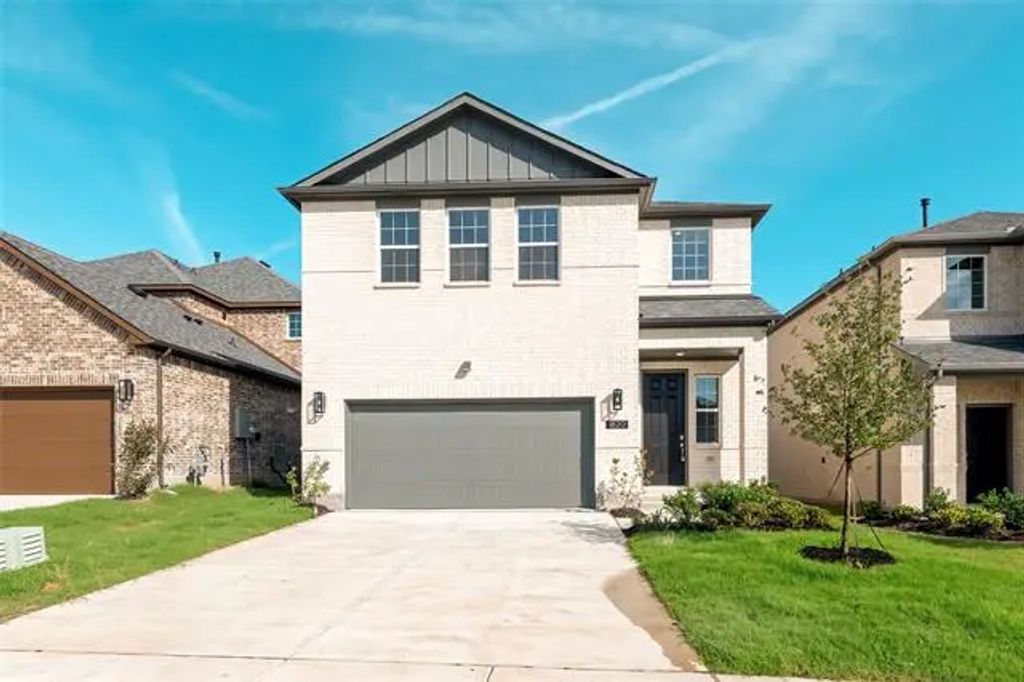 1820 Acosta Drive, Forney