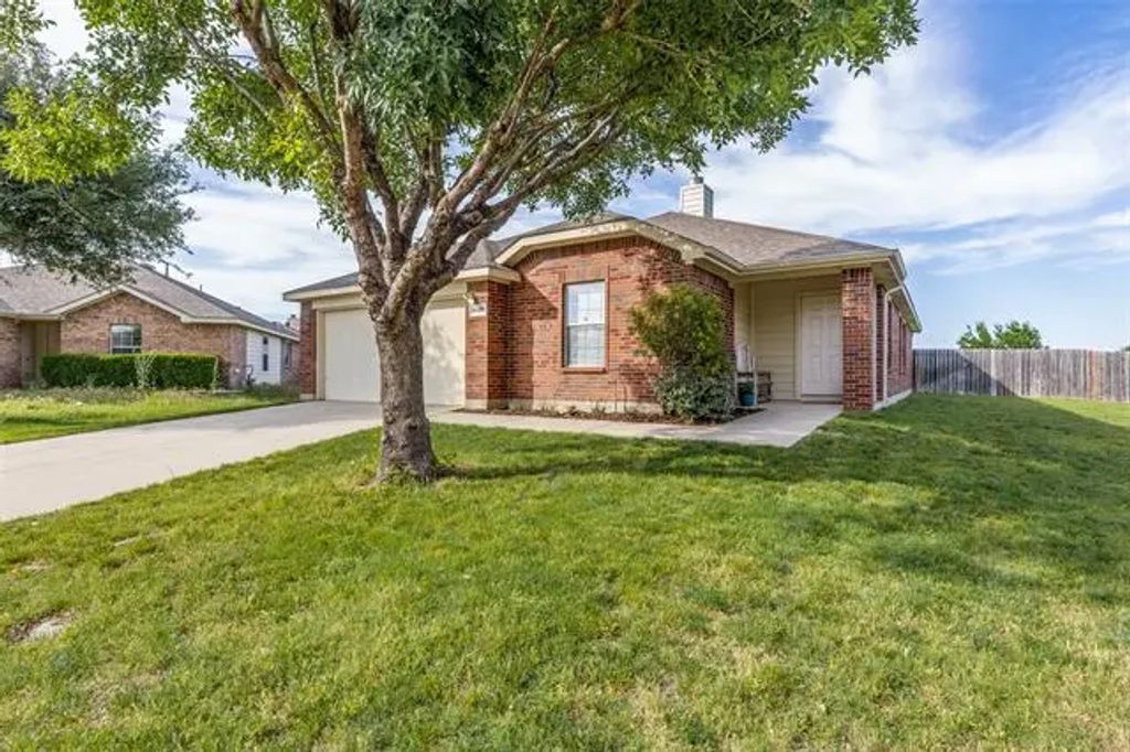 14320 Polo Ranch Street, Fort Worth