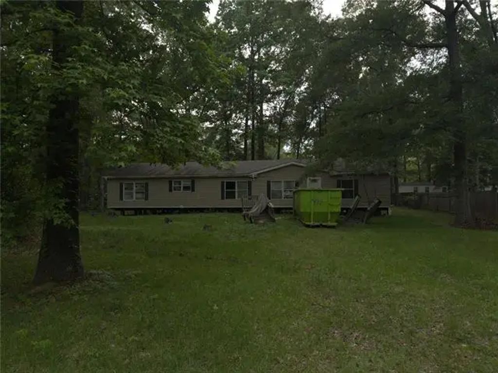 562 E.trails End, Haughton