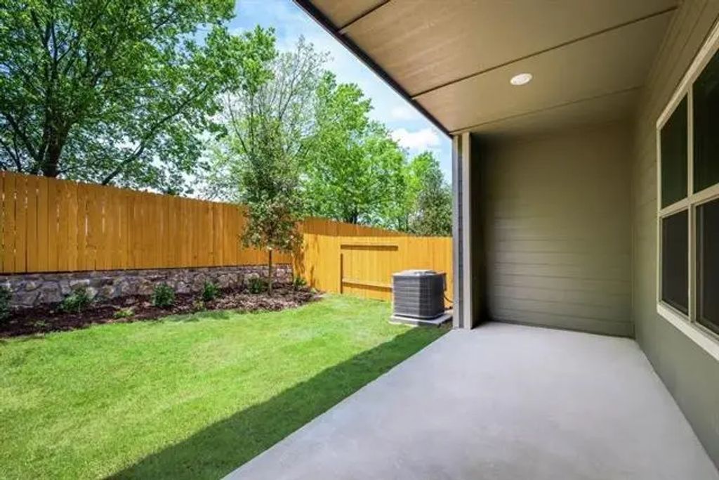 305 Marsh Lane, Princeton