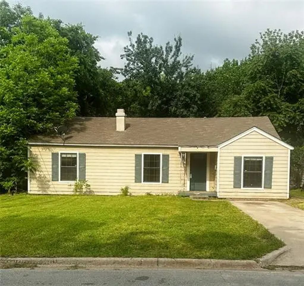 1706 N Ricketts Street, Sherman