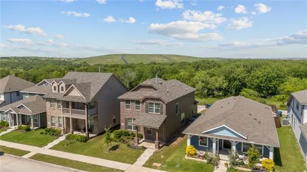 2848 Brittlebush Drive, Fort Worth