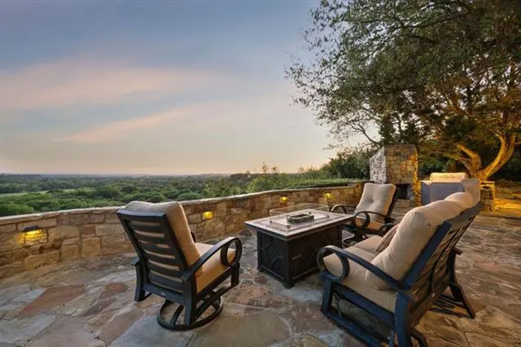 4401 Billings Road, Fort Worth