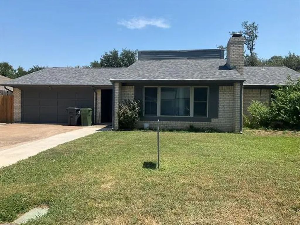 1709 Ocho Rios Court, Arlington