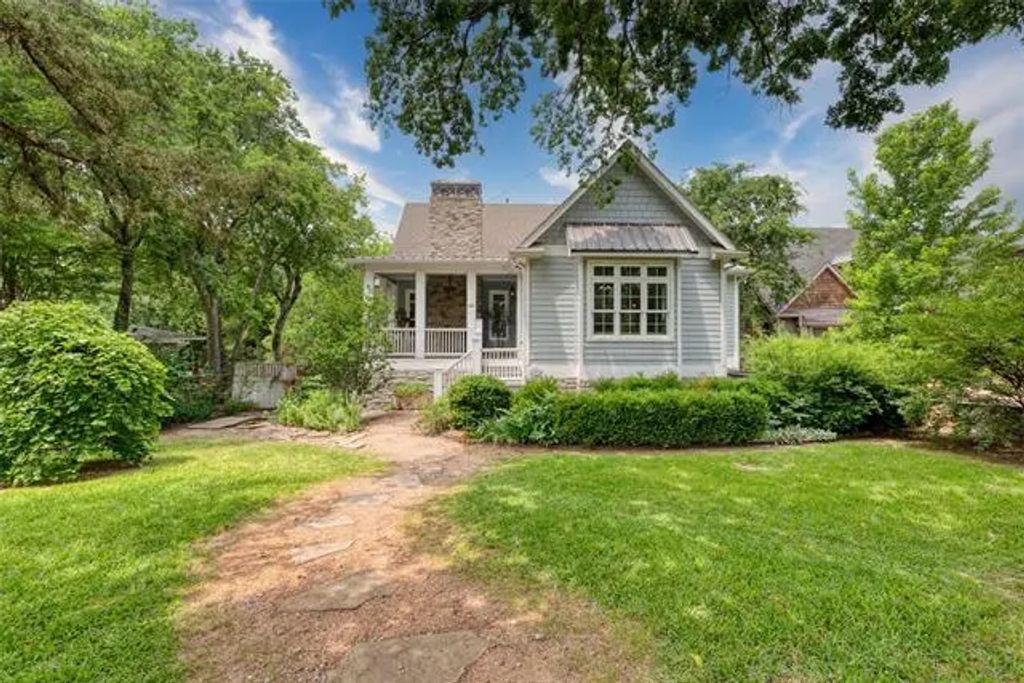 812 Baker Street, McKinney