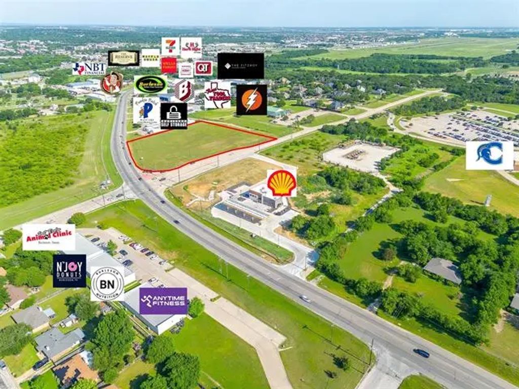 735 E Renfro Street, Burleson