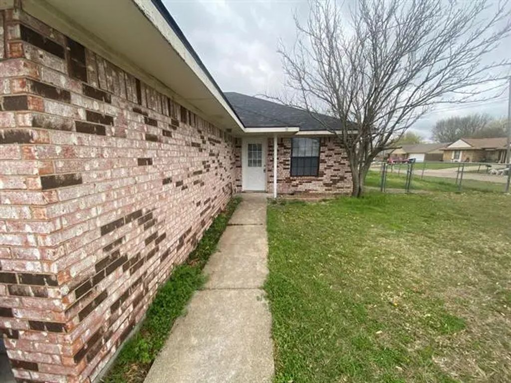 5415 Brookhollow Drive, Sachse