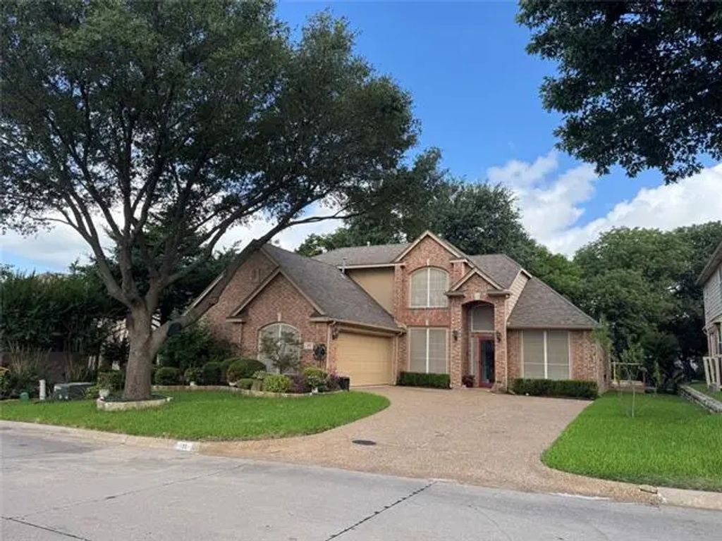 135 Freedom Court, Rockwall