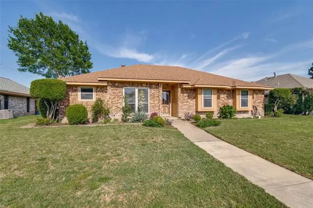 3506 Carla Drive, Rowlett