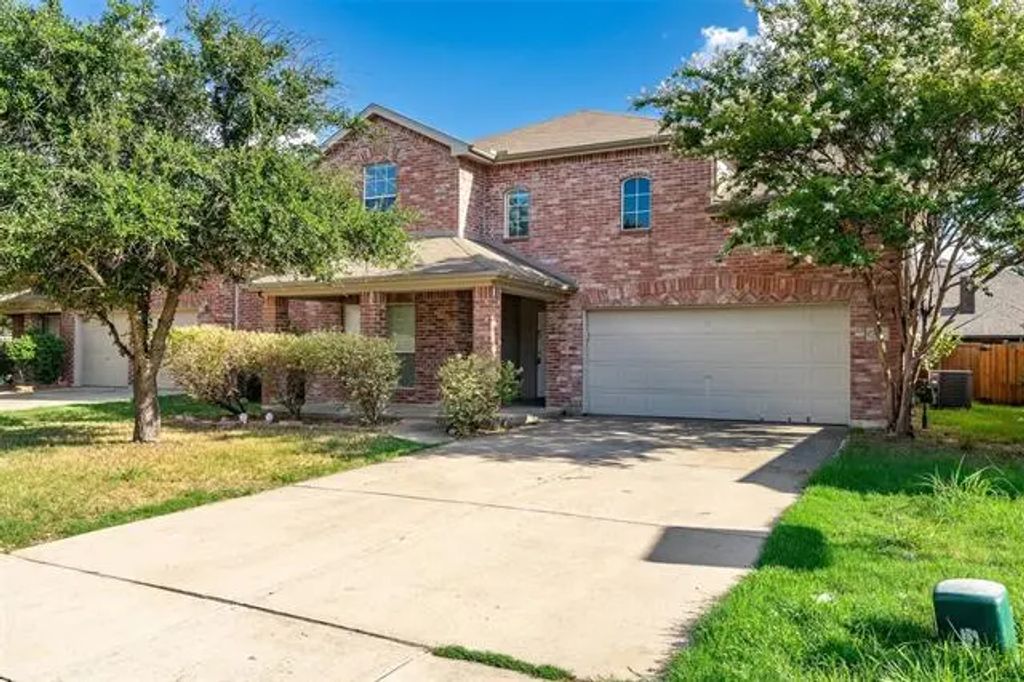 1528 Canary Drive, Little Elm