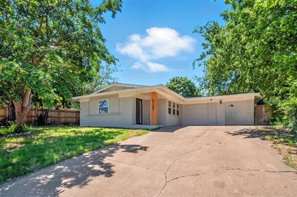 5151 Trail Lake Drive, Fort Worth