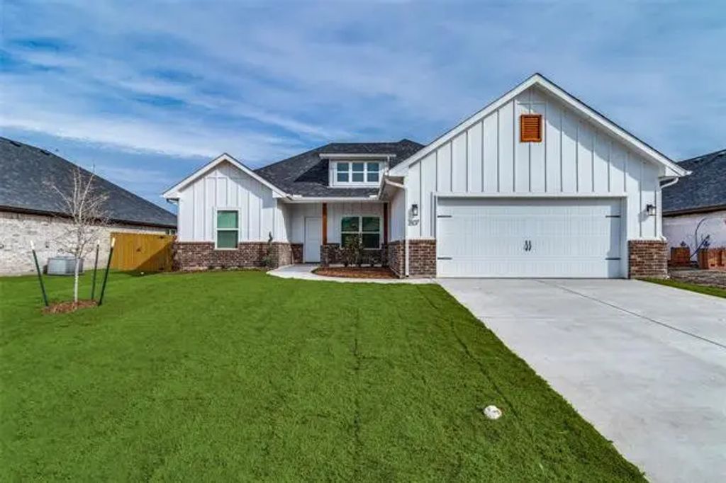 2807 Orchid Drive, Sherman