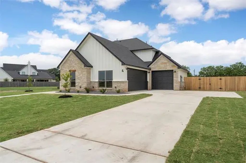 128 Big Catch Lane, Robinson