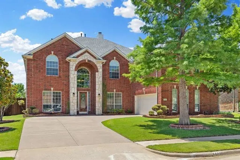 1205 Apache Lake Drive, Carrollton