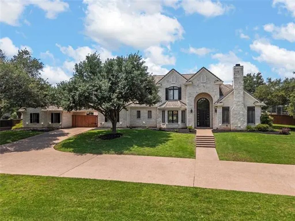 6021 Canyon Trail, Waco