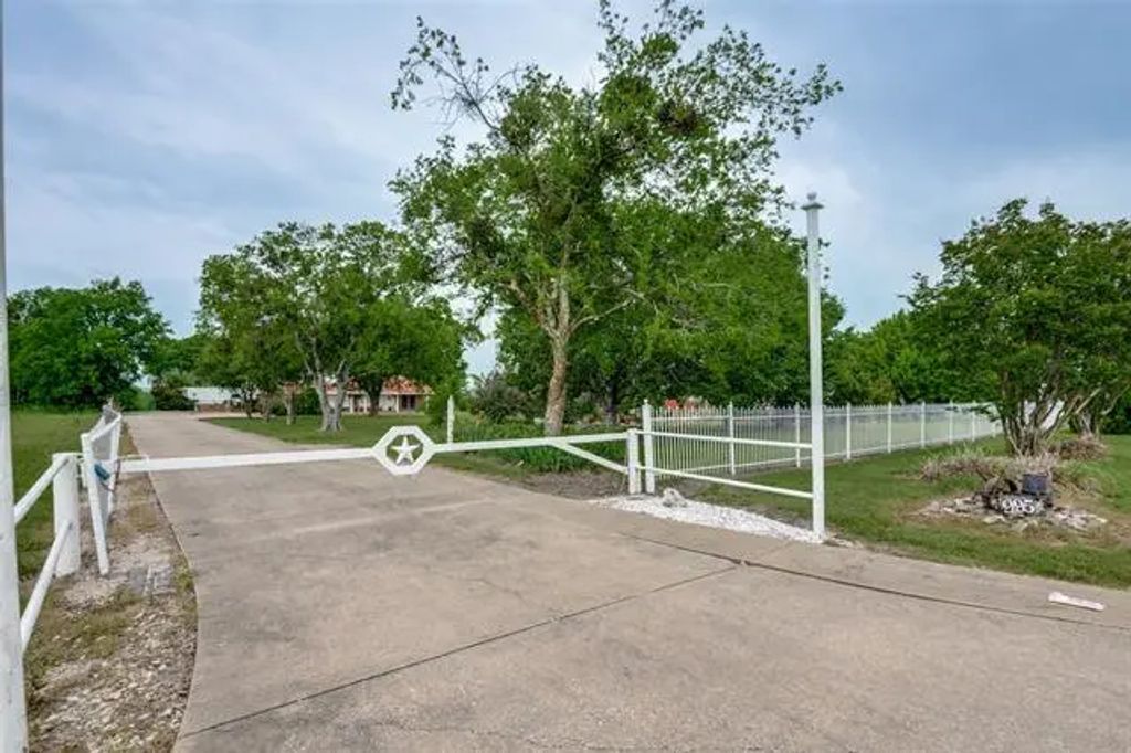 995 Prince Lane, Fate