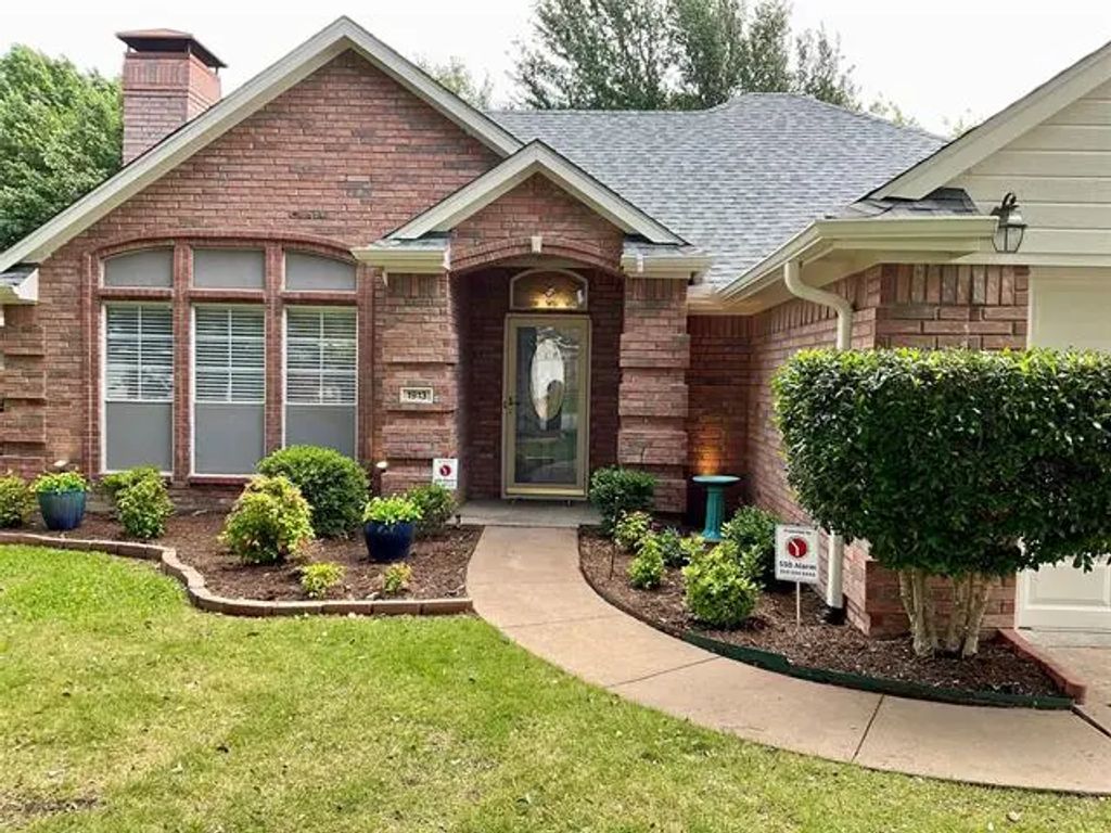 1913 Monte Cristo Way, Sherman