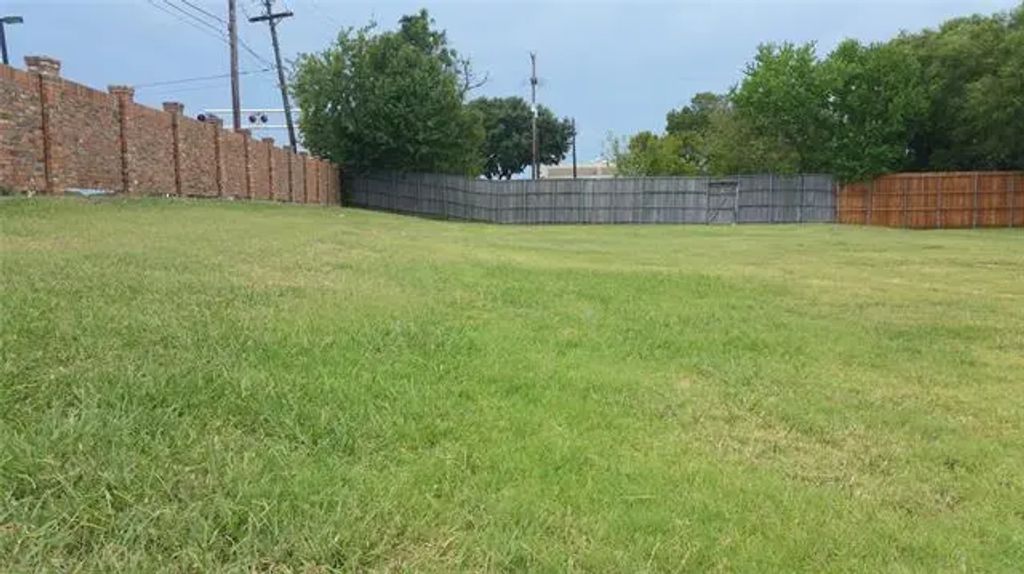 3701 Canon Gate Circle, Carrollton