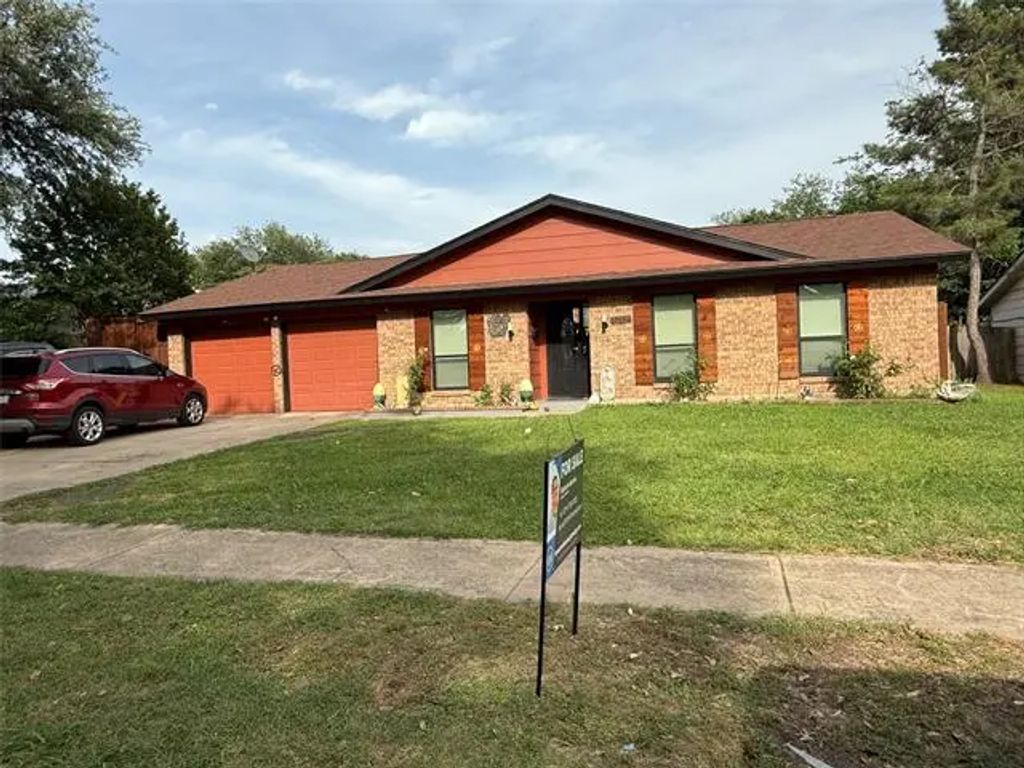13126 Red Fern Lane, Dallas