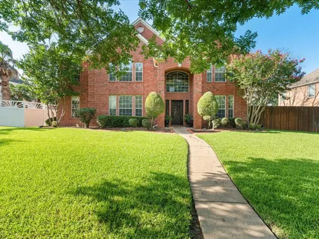4213 Dottie Drive, Plano