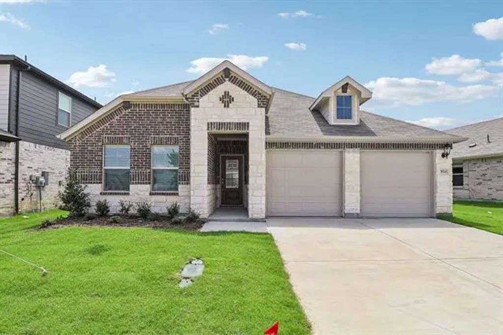 9545 Rattlesnake Trail, Fort Worth