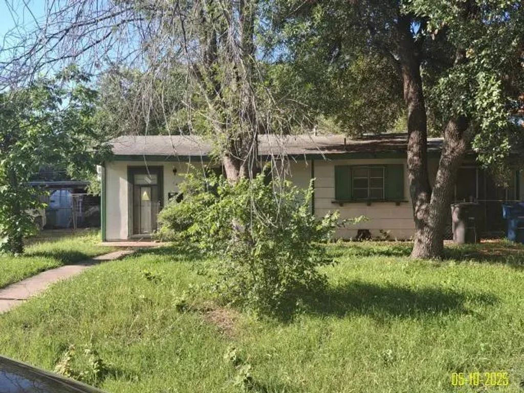 146 Redrock Drive, San Antonio