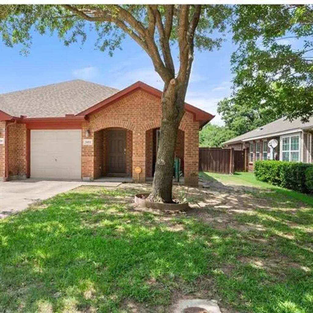 2411 Ravenwood Court, Mansfield