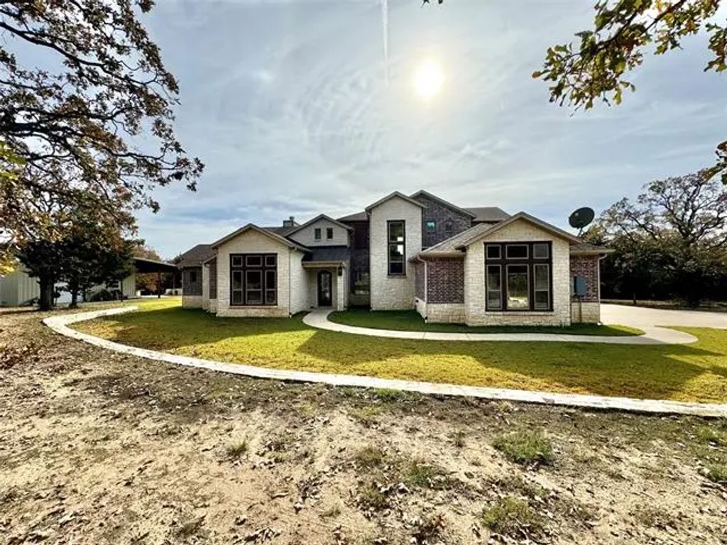 474 Eagle Cove Circle, Tioga