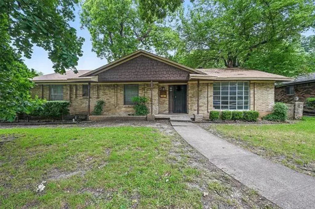 6330 Autumn Woods Trail, Dallas
