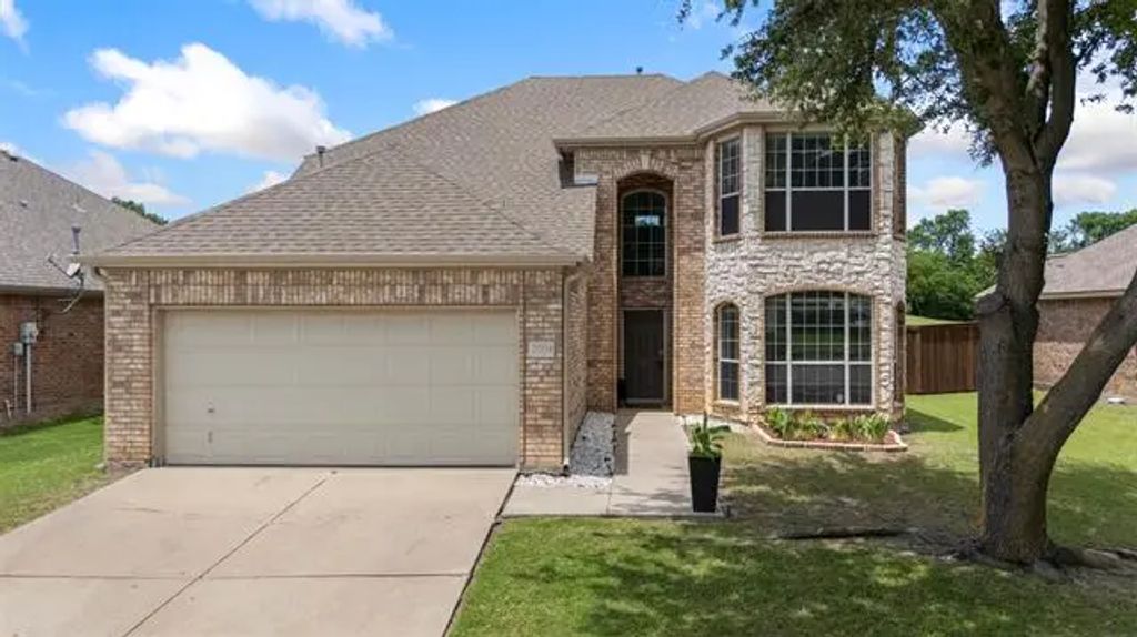 2204 Trinity Lane, McKinney