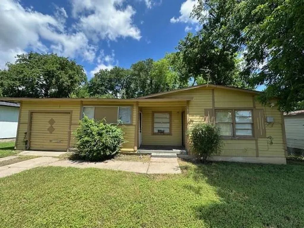 2915 56th Street, Dallas