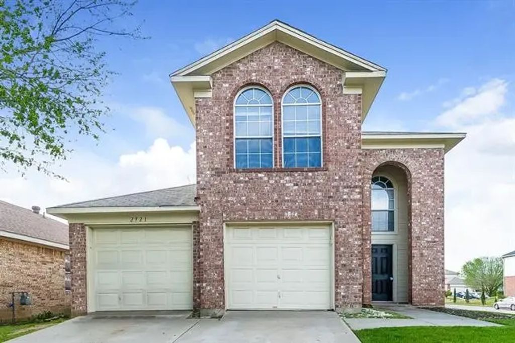 2921 Stonewall Lane, Fort Worth