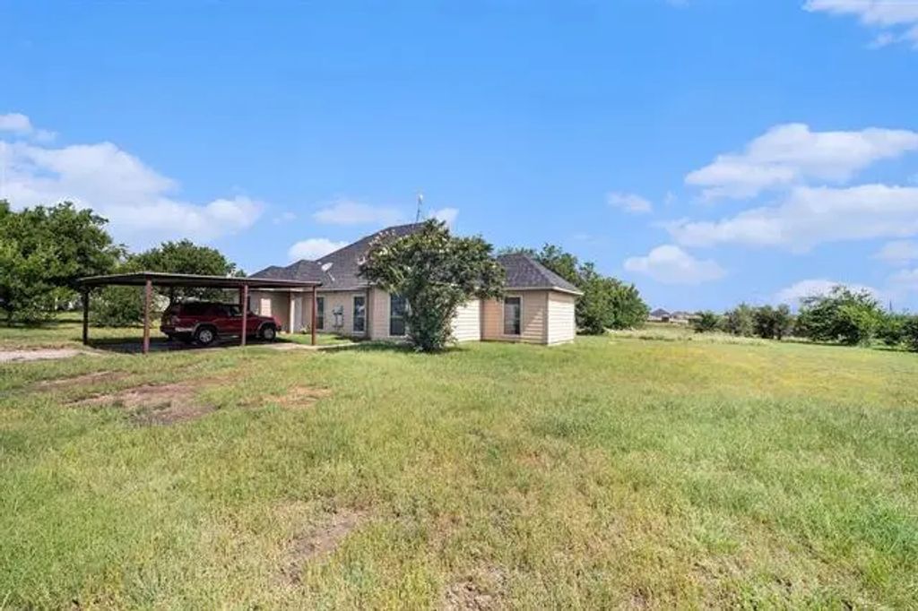 119 Collett Court, Weatherford