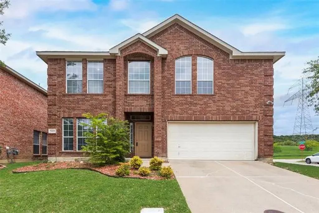 7909 Vista Hill Lane, Dallas