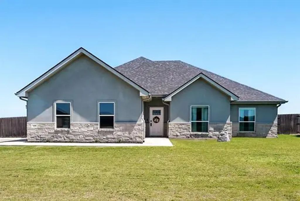 120 Oak Hill Road, Tuscola