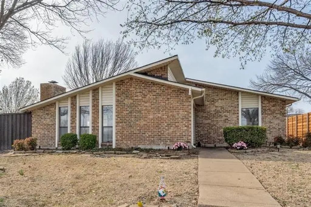 1213 Bass Drive, Plano