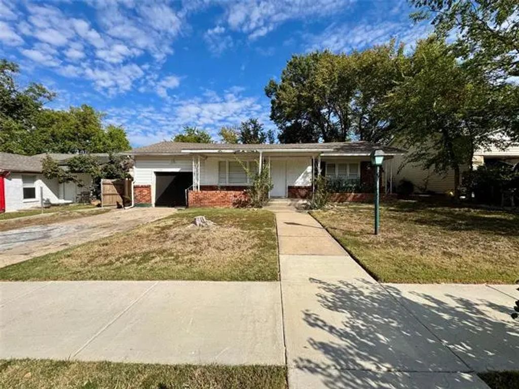 5521 Hightower Street, Fort Worth