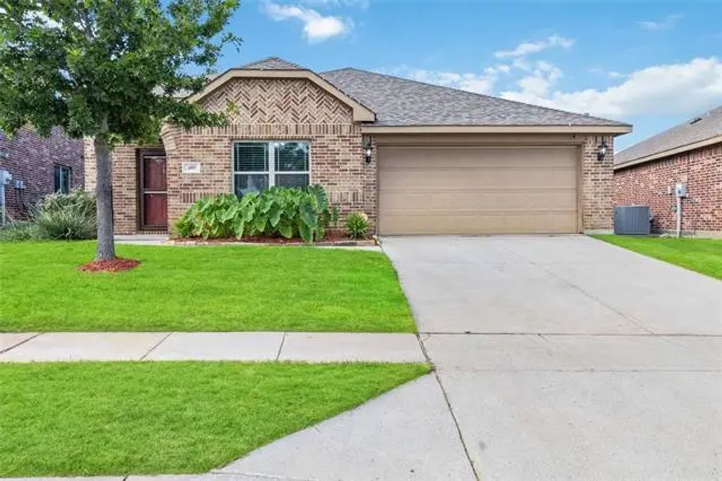 409 Hoover Avenue, Lavon