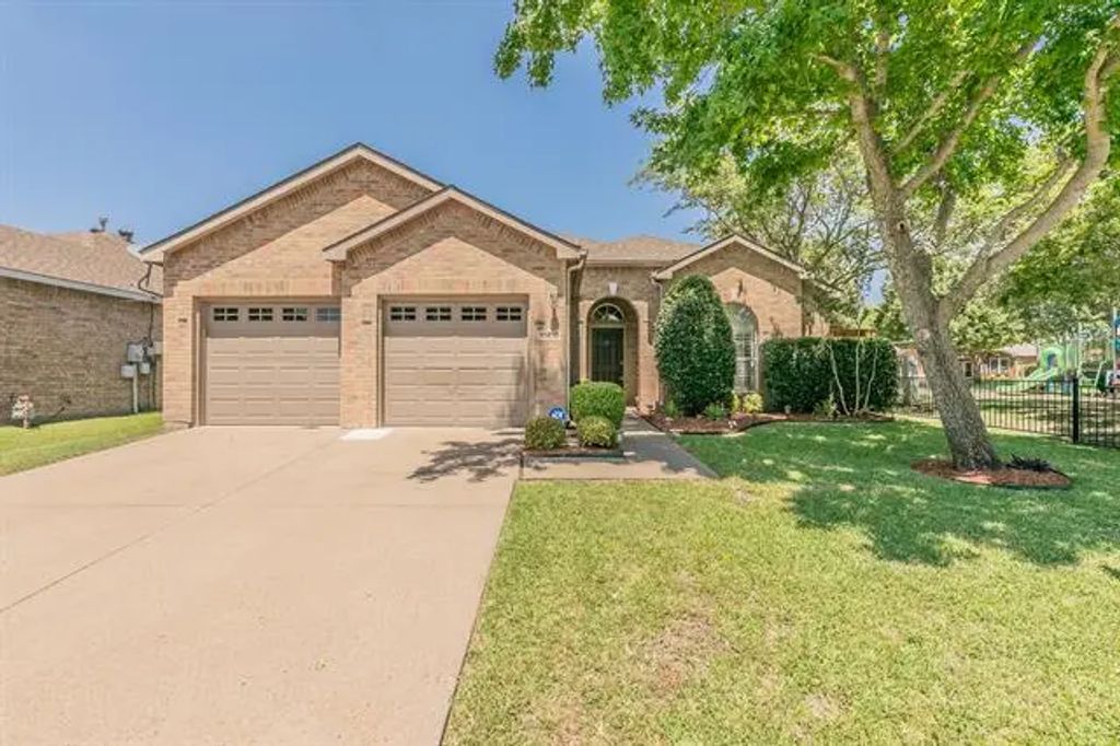10410 Augusta Lane, Rowlett