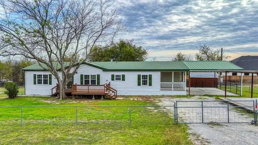 3211 Evergreen Drive, Granbury