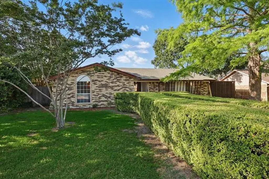 1713 Arvada Drive, Richardson