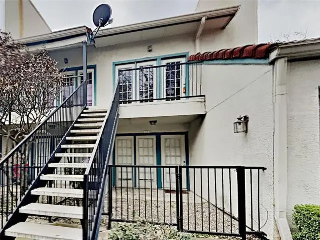 13215 Emily Road 2202, Dallas