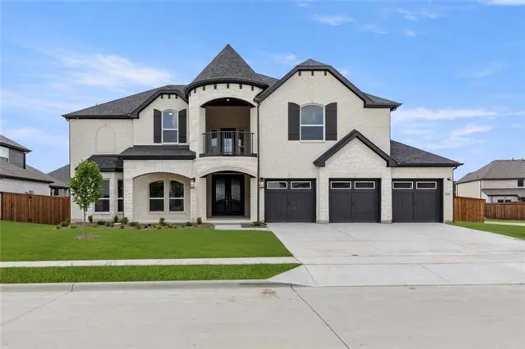 3304 Lakeshore Drive, Anna
