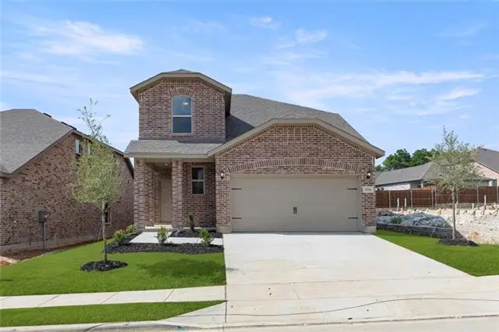 3116 Yellow Pine, Melissa