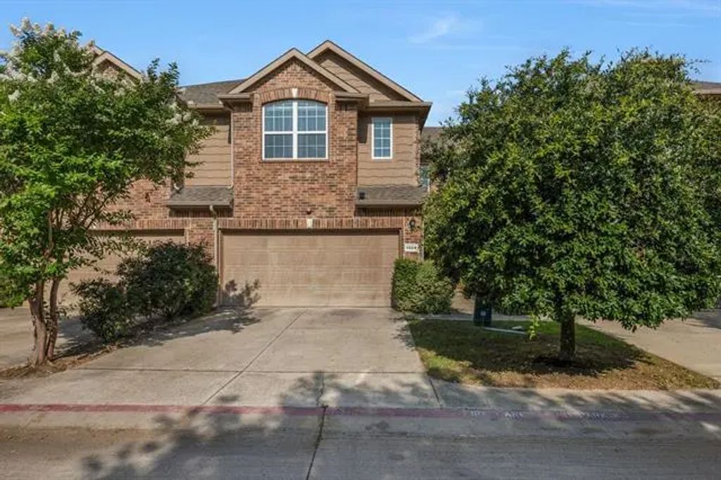 1928 Argyle Lane, Lewisville