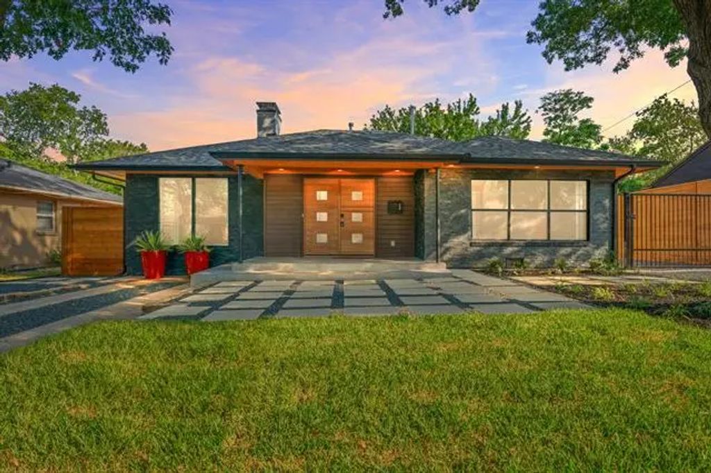 4911 Linnet Lane, Dallas