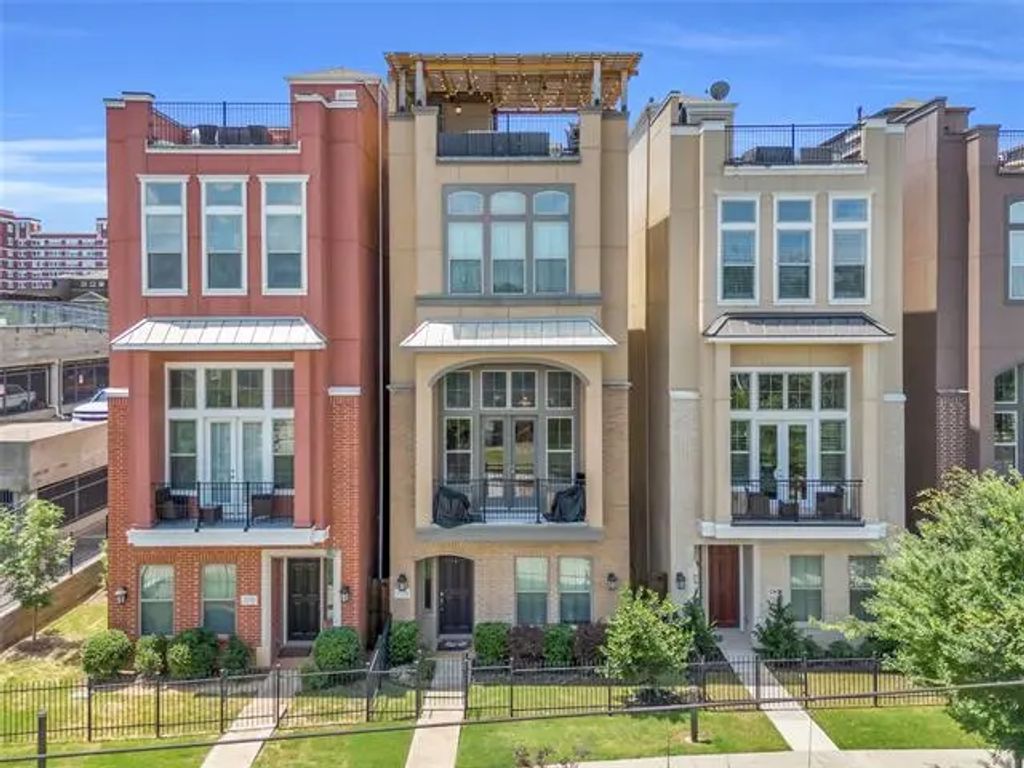 1376 Arch Place, Dallas